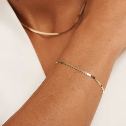 Malin™ | Elegant guldarmband med ormmotiv
