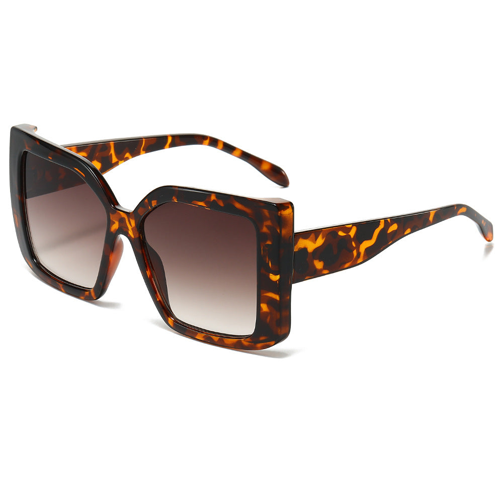 Saga™ | Lavola