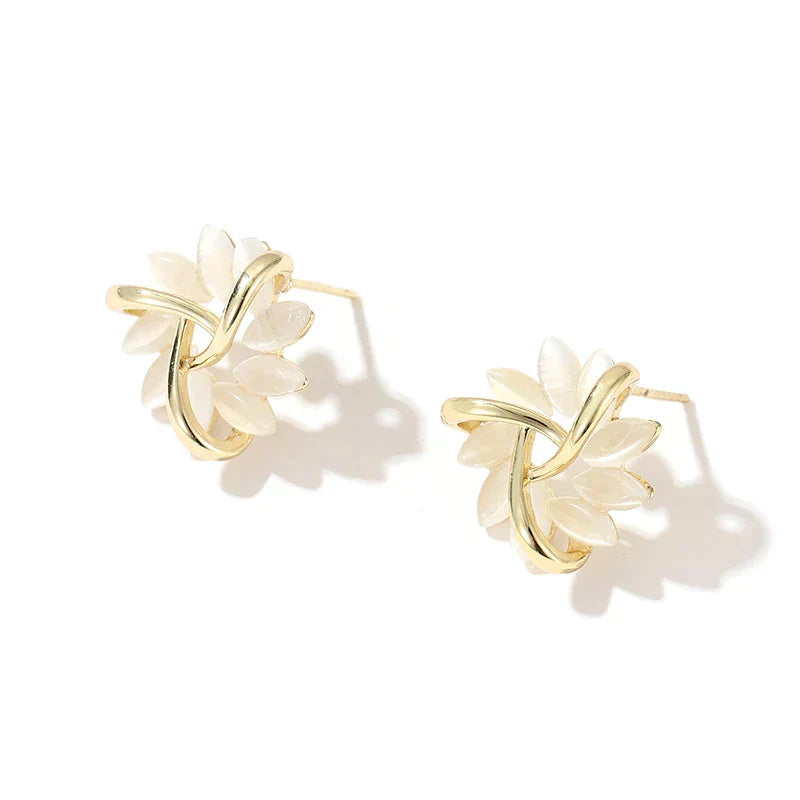 Irene™ | Eleganta och exklusiva cirkelörhängen i opalpetal och guld