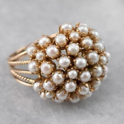 Birgitta™ | Elegant ring med infattade pärlor
